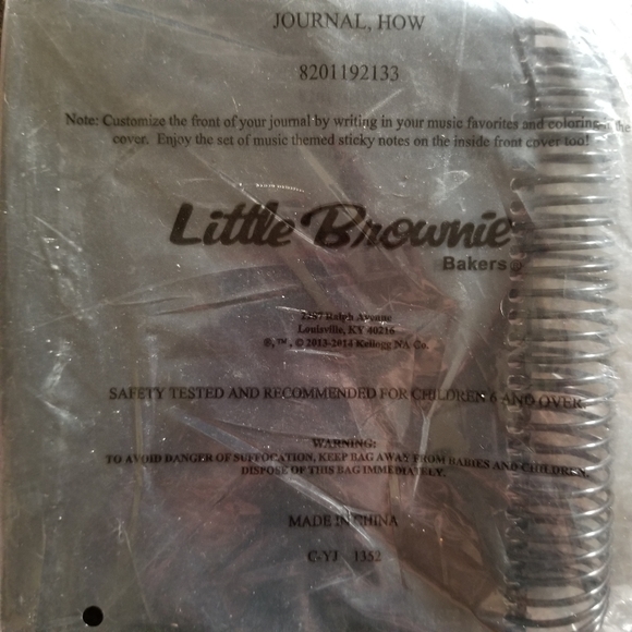 Girl Scouts Little Brownie Prize Bundle - Picture 8 of 8